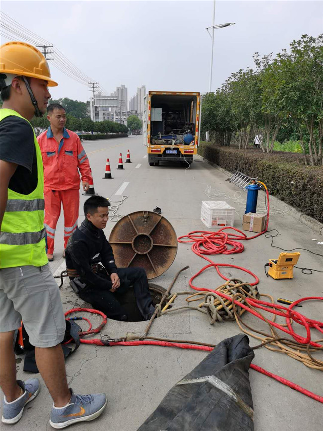 开阳翻衬法管道修复技术主要工序